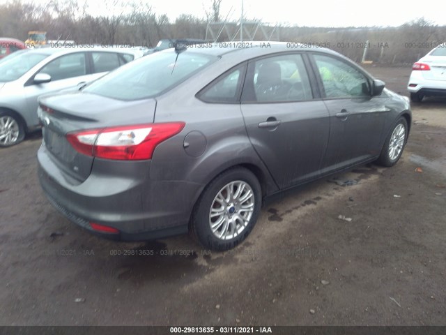 Photo 3 VIN: 1FAHP3F22CL201187 - FORD FOCUS 