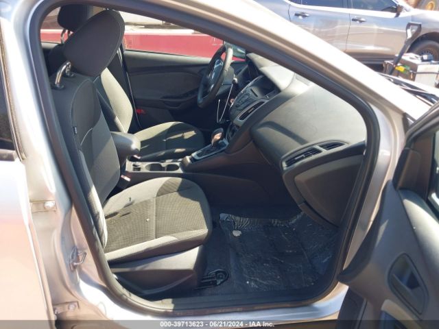 Photo 4 VIN: 1FAHP3F22CL201559 - FORD FOCUS 