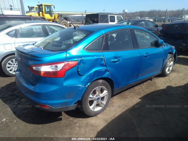 Photo 3 VIN: 1FAHP3F22CL234531 - FORD FOCUS 