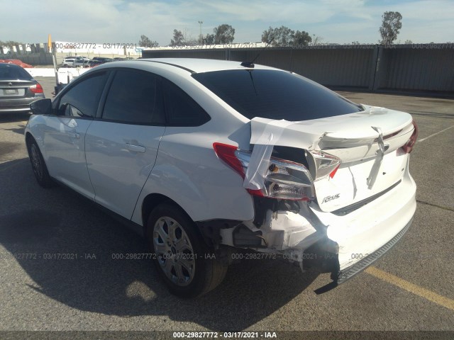 Photo 2 VIN: 1FAHP3F22CL236893 - FORD FOCUS 