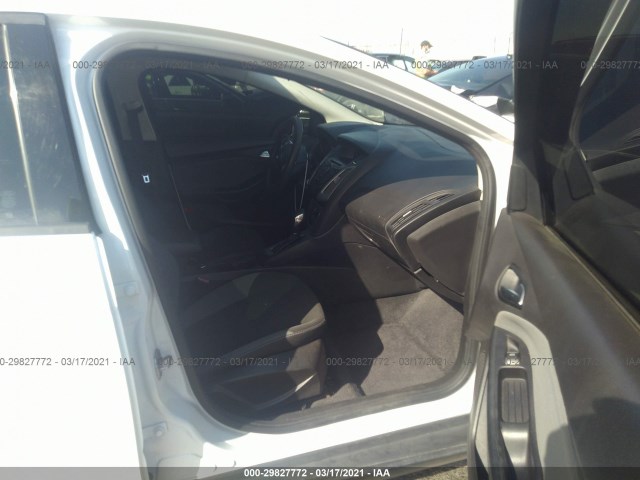 Photo 4 VIN: 1FAHP3F22CL236893 - FORD FOCUS 