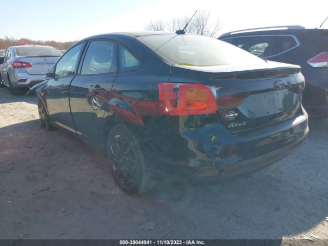 Photo 2 VIN: 1FAHP3F22CL242564 - FORD FOCUS 