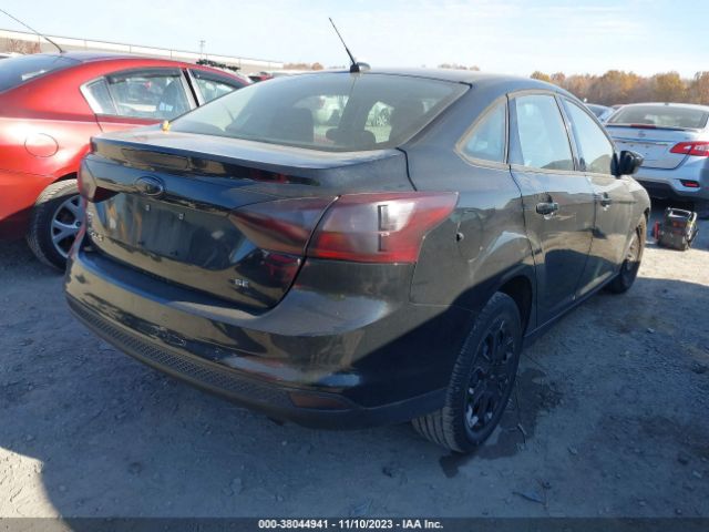 Photo 3 VIN: 1FAHP3F22CL242564 - FORD FOCUS 