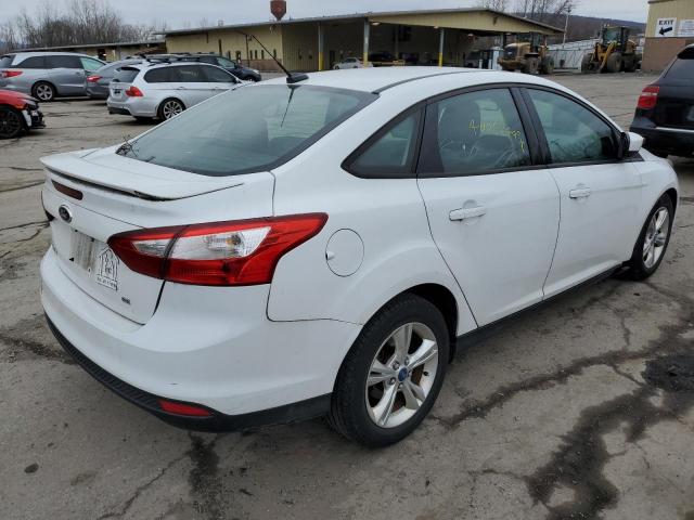 Photo 2 VIN: 1FAHP3F22CL246940 - FORD FOCUS SE 