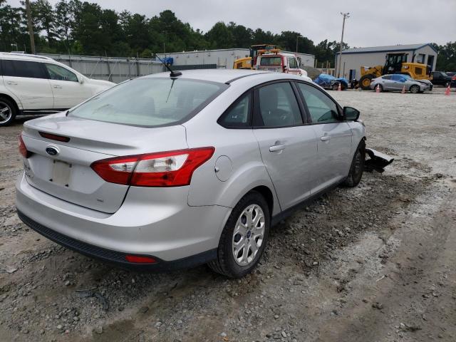 Photo 3 VIN: 1FAHP3F22CL298973 - FORD FOCUS SE 