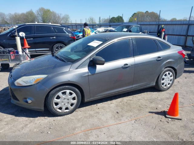 Photo 1 VIN: 1FAHP3F22CL318610 - FORD FOCUS 