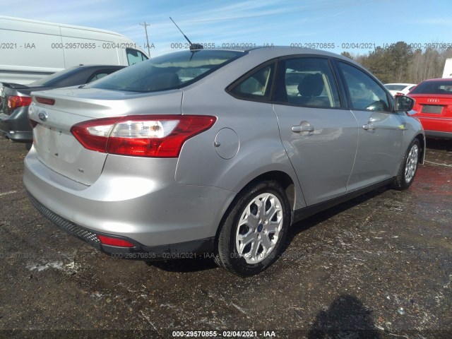 Photo 3 VIN: 1FAHP3F22CL352188 - FORD FOCUS 