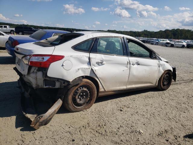 Photo 2 VIN: 1FAHP3F22CL416732 - FORD FOCUS SE 