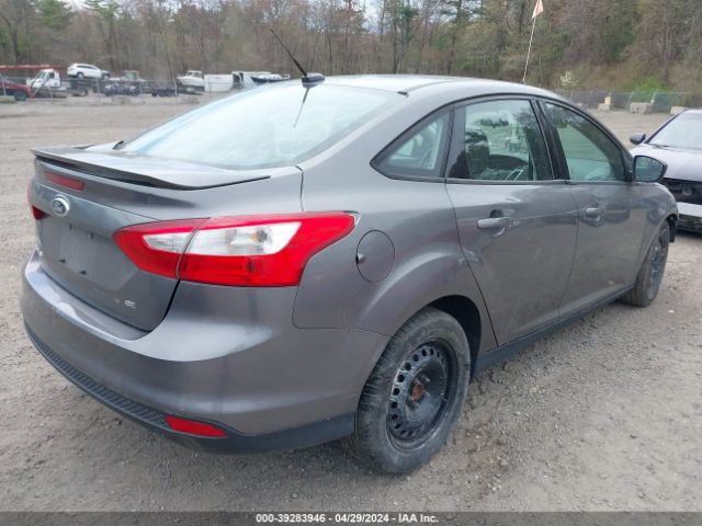 Photo 3 VIN: 1FAHP3F22CL471746 - FORD FOCUS 