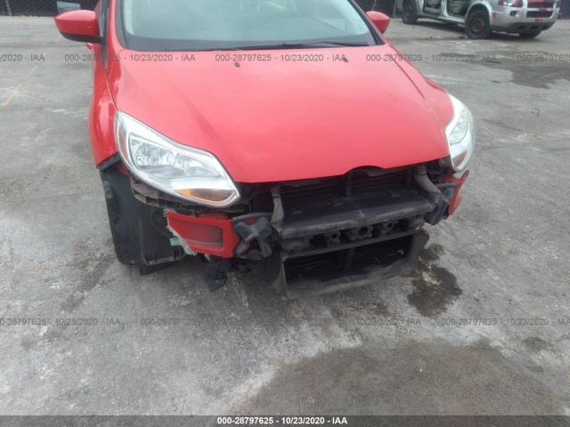 Photo 5 VIN: 1FAHP3F23CL114348 - FORD FOCUS 