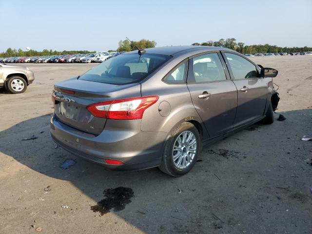 Photo 3 VIN: 1FAHP3F23CL123356 - FORD FOCUS SE 