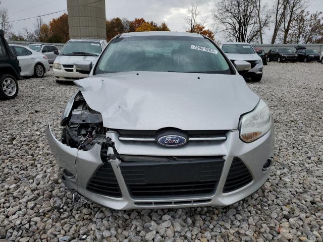 Photo 4 VIN: 1FAHP3F23CL129190 - FORD FOCUS 