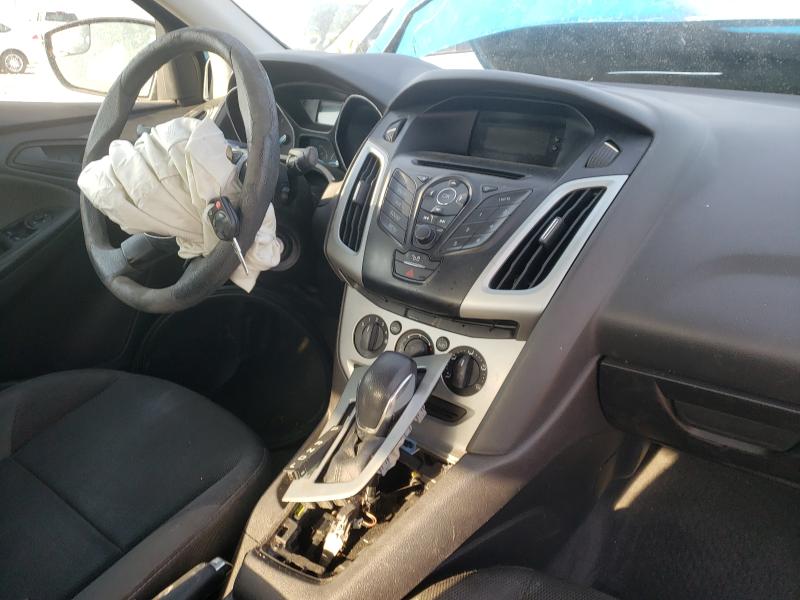 Photo 8 VIN: 1FAHP3F23CL130484 - FORD FOCUS SE 