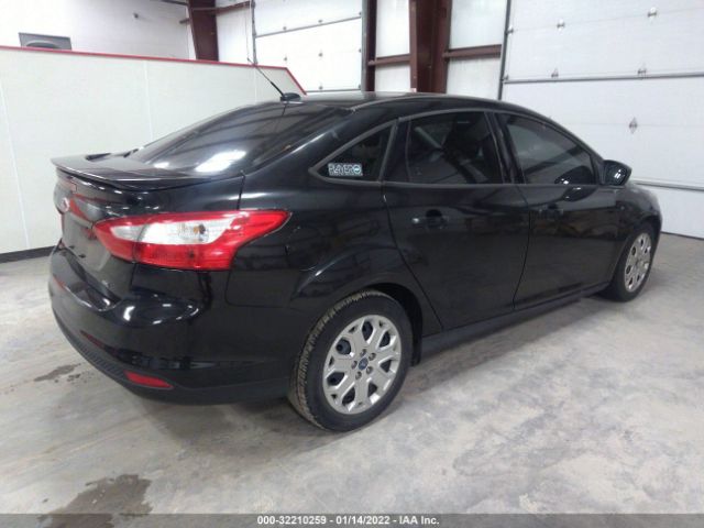 Photo 3 VIN: 1FAHP3F23CL130503 - FORD FOCUS 