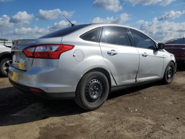 Photo 2 VIN: 1FAHP3F23CL164067 - FORD FOCUS SE 