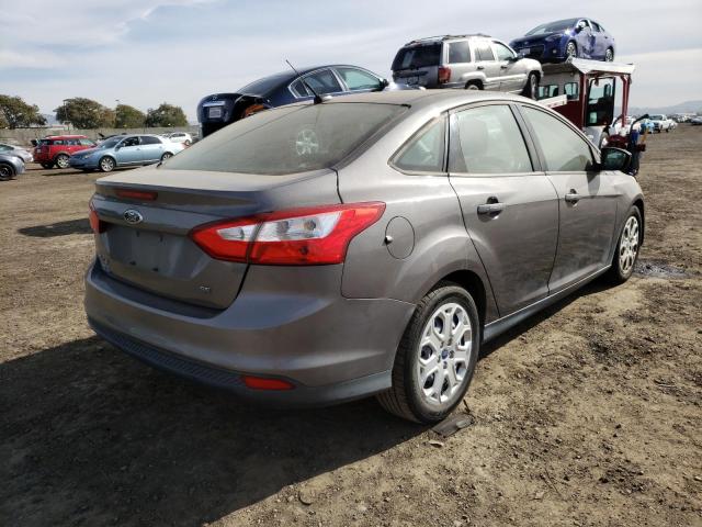 Photo 3 VIN: 1FAHP3F23CL212117 - FORD FOCUS SE 