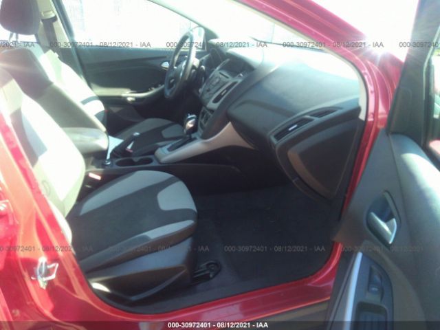 Photo 4 VIN: 1FAHP3F23CL242878 - FORD FOCUS 