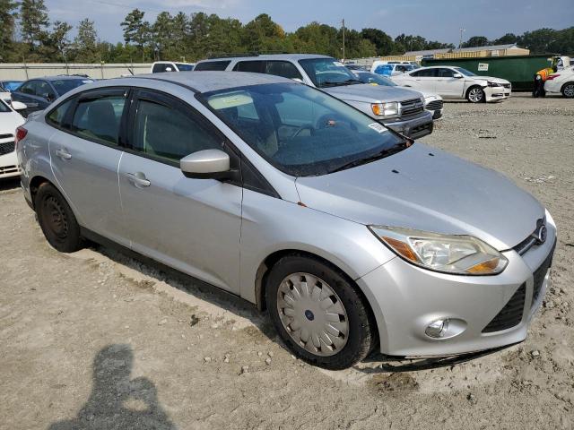 Photo 3 VIN: 1FAHP3F23CL247224 - FORD FOCUS SE 