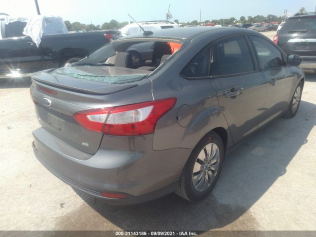 Photo 3 VIN: 1FAHP3F23CL257056 - FORD FOCUS 