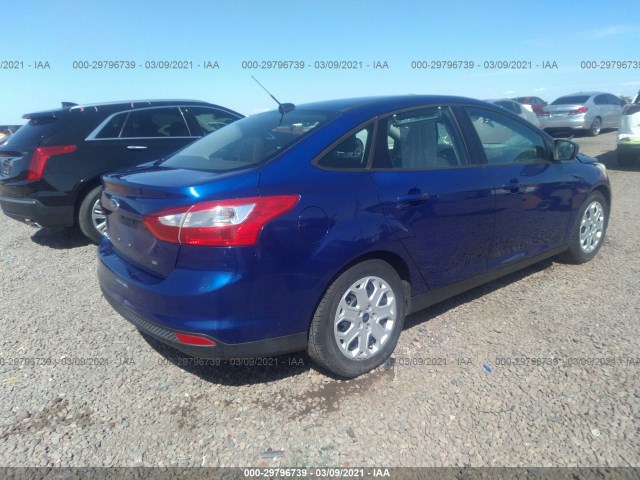 Photo 3 VIN: 1FAHP3F23CL268543 - FORD FOCUS 