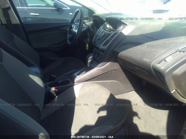 Photo 4 VIN: 1FAHP3F23CL268543 - FORD FOCUS 