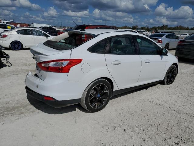 Photo 2 VIN: 1FAHP3F23CL273466 - FORD FOCUS SE 