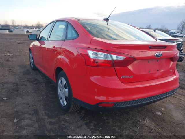 Photo 2 VIN: 1FAHP3F23CL302724 - FORD FOCUS 