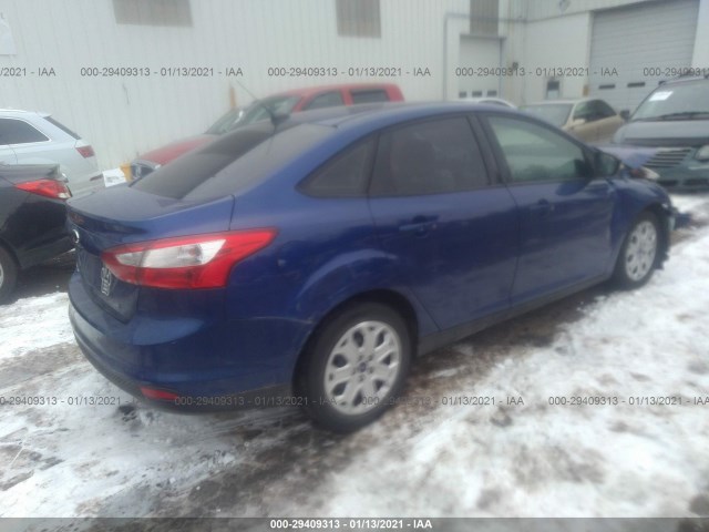 Photo 3 VIN: 1FAHP3F23CL307227 - FORD FOCUS 