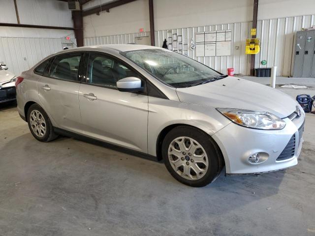 Photo 3 VIN: 1FAHP3F23CL380839 - FORD FOCUS SE 