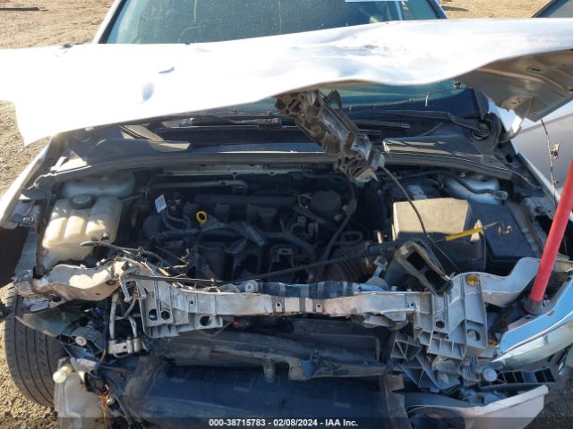 Photo 9 VIN: 1FAHP3F23CL387399 - FORD FOCUS 