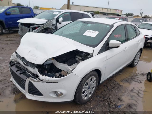 Photo 1 VIN: 1FAHP3F23CL394109 - FORD FOCUS 