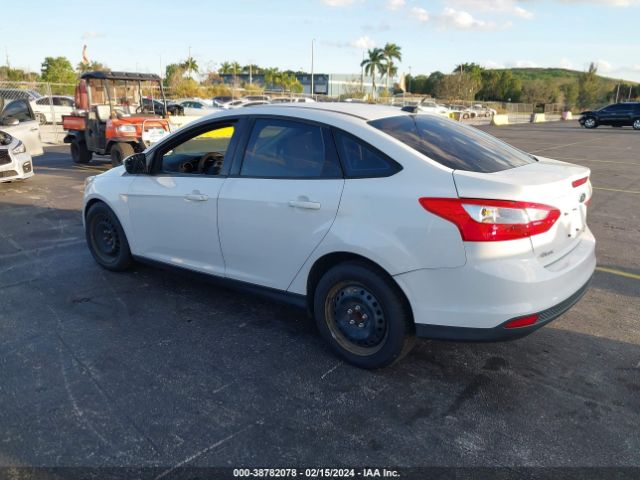 Photo 2 VIN: 1FAHP3F23CL404427 - FORD FOCUS 