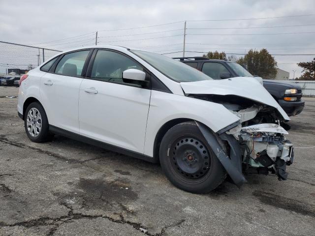 Photo 3 VIN: 1FAHP3F23CL431479 - FORD FOCUS SE 