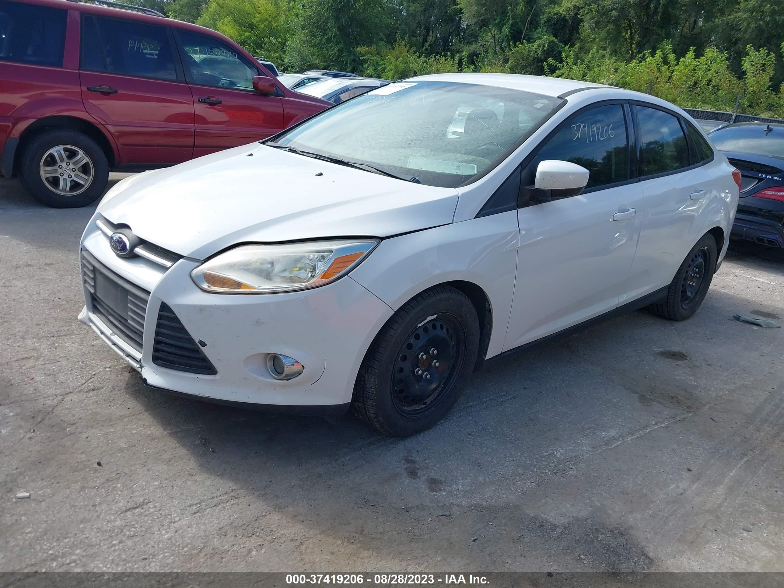 Photo 1 VIN: 1FAHP3F23CL454907 - FORD FOCUS 