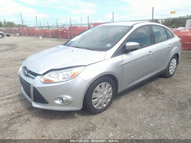 Photo 1 VIN: 1FAHP3F23CL457127 - FORD FOCUS 