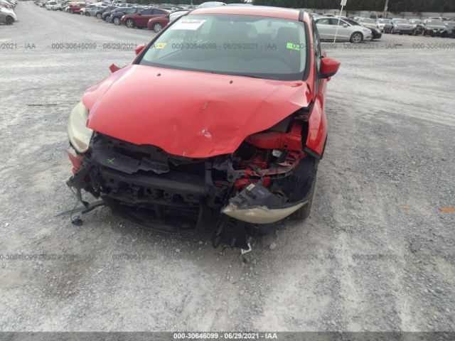 Photo 5 VIN: 1FAHP3F24CL107859 - FORD FOCUS 