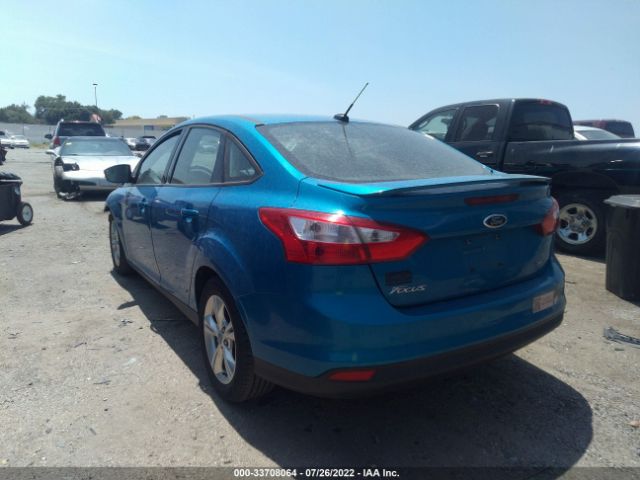 Photo 2 VIN: 1FAHP3F24CL174638 - FORD FOCUS 