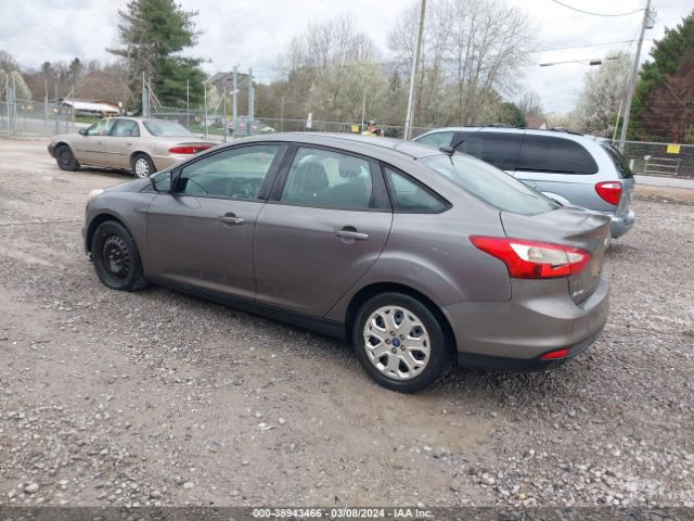 Photo 2 VIN: 1FAHP3F24CL207248 - FORD FOCUS 