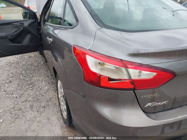 Photo 5 VIN: 1FAHP3F24CL207248 - FORD FOCUS 