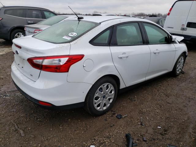 Photo 2 VIN: 1FAHP3F24CL225555 - FORD FOCUS SE 