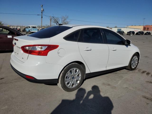 Photo 2 VIN: 1FAHP3F24CL235406 - FORD FOCUS SE 