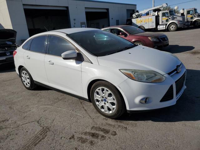 Photo 3 VIN: 1FAHP3F24CL235406 - FORD FOCUS SE 