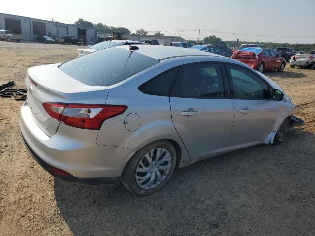 Photo 2 VIN: 1FAHP3F24CL248995 - FORD FOCUS 