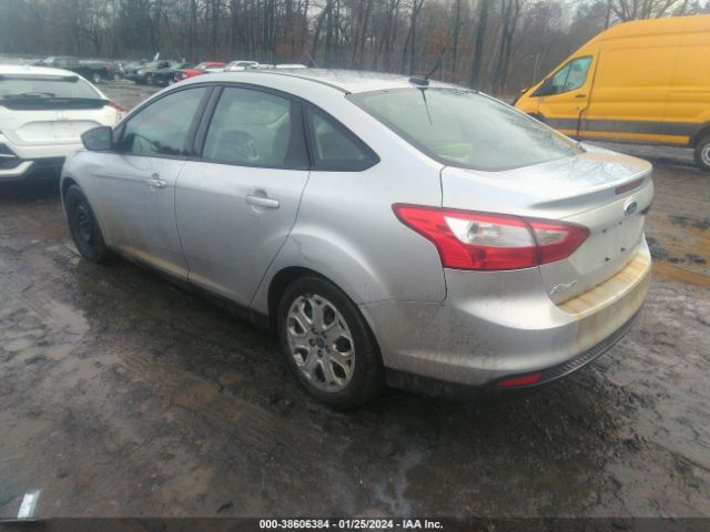 Photo 2 VIN: 1FAHP3F24CL276201 - FORD FOCUS 