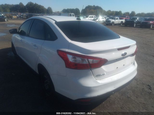 Photo 2 VIN: 1FAHP3F24CL313280 - FORD FOCUS 