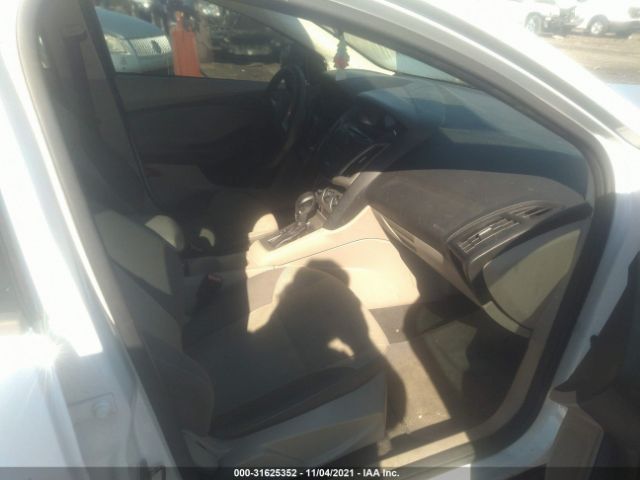 Photo 4 VIN: 1FAHP3F24CL313280 - FORD FOCUS 