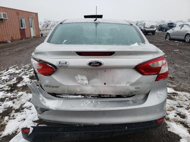 Photo 5 VIN: 1FAHP3F24CL323565 - FORD FOCUS SE 