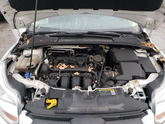 Photo 6 VIN: 1FAHP3F24CL334761 - FORD FOCUS SE 