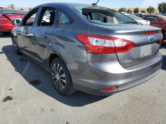 Photo 1 VIN: 1FAHP3F24CL348028 - FORD FOCUS SE 