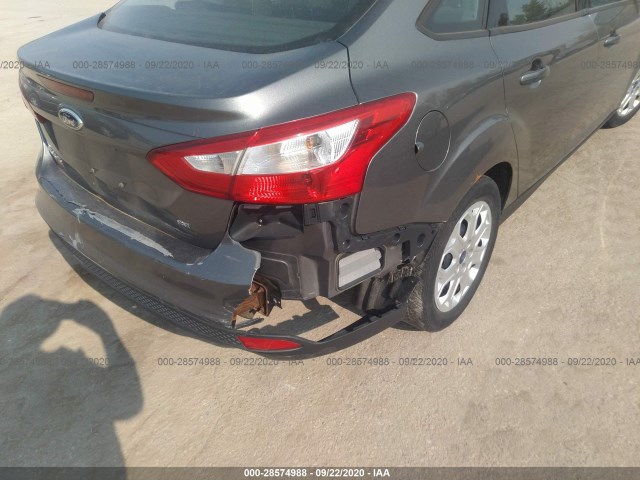 Photo 5 VIN: 1FAHP3F24CL360857 - FORD FOCUS 